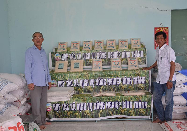 Hợp tác xã Dịch vụ nông nghiệp Bình Thành, huyện Lấp Vò sản xuất gạo theo bộ tiêu chuẩn SRP. (Ảnh: HỮU NGHĨA)