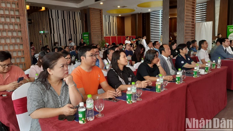 Các đại biểu tham gia buổi họp báo