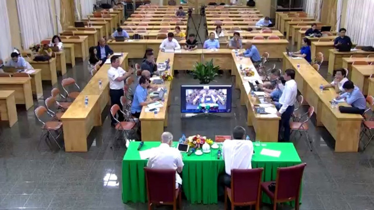 Quang cảnh Diễn đàn “Kết nối sản xuất, chế biến, xuất khẩu tôm nước lợ Việt Nam”. (Ảnh chụp qua màn hình) Quang cảnh Diễn đàn “Kết nối sản xuất, chế biến, xuất khẩu tôm nước lợ Việt Nam”. (Ảnh chụp qua màn hình)