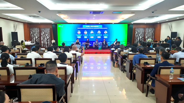 Quang cảnh Vietnam Innovation Summit 2023.