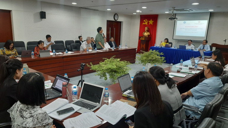 Quang cảnh tọa đàm khoa học “Thực hiện pháp luật kinh tế ở Thành phố Hồ Chí Minh: Thực trạng và giải pháp”. Quang cảnh tọa đàm khoa học “Thực hiện pháp luật kinh tế ở Thành phố Hồ Chí Minh: Thực trạng và giải pháp”.