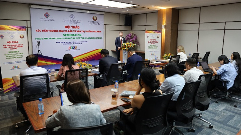 Quang cảnh hội thảo.