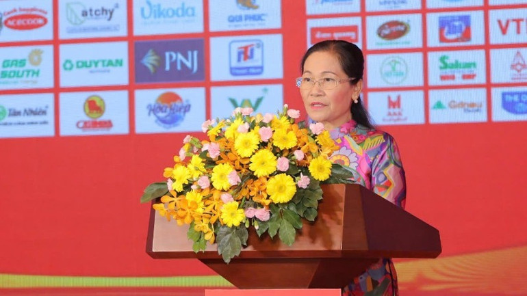 Đồng chí Nguyễn Thị Lệ, Chủ tịch Hội đồng nhân dân Thành phố Hồ Chí Minh phát biểu tại lễ công bố. Đồng chí Nguyễn Thị Lệ, Chủ tịch Hội đồng nhân dân Thành phố Hồ Chí Minh phát biểu tại lễ công bố.