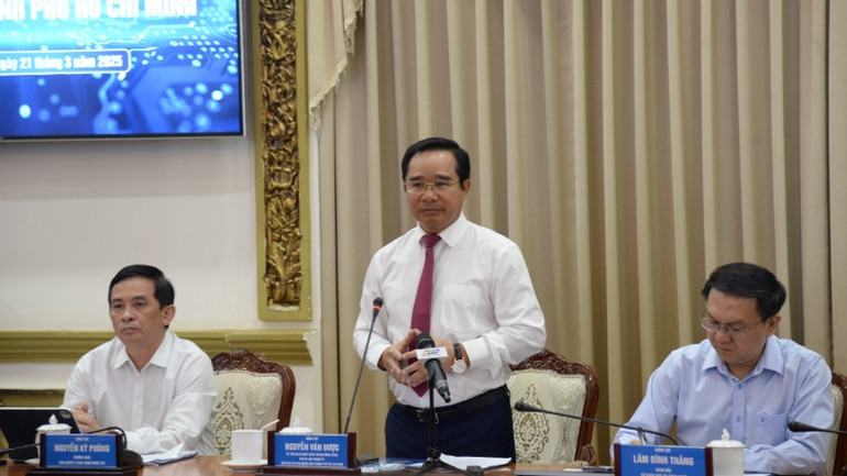 Chủ tịch Ủy ban nhân dân Thành phố Hồ Chí Minh Nguyễn Văn Được phát biểu tại hội thảo.