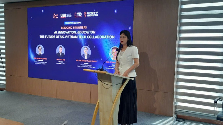 Đại biểu phát biểu tại tọa đàm.