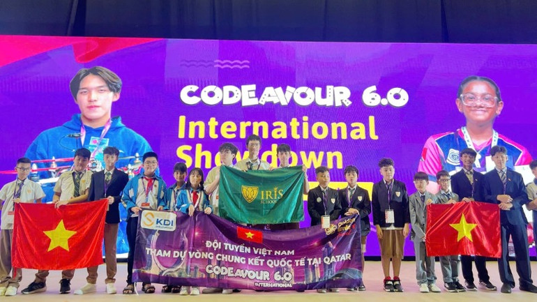 Đoàn học sinh Việt Nam tại vòng chung kết Codeavour 6.0 diễn ra ở Doha, Qatar. (Ảnh: CTV)