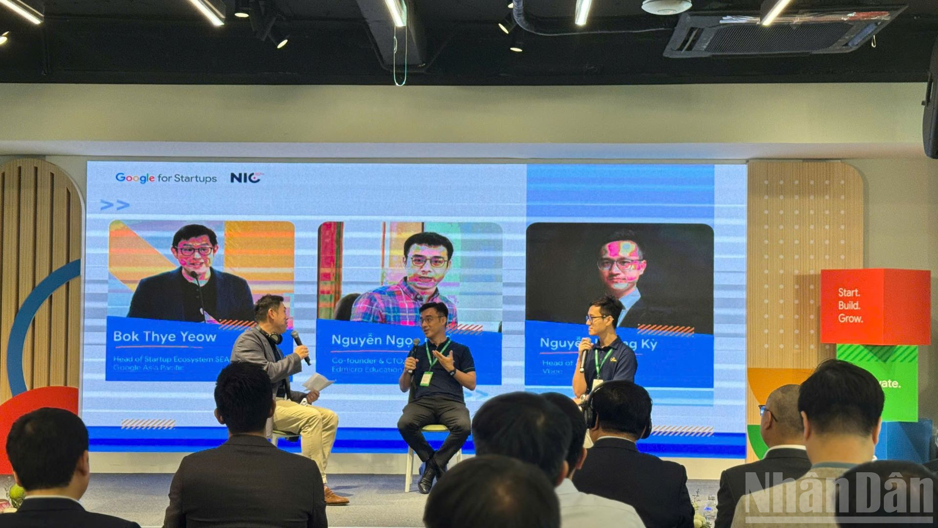 Chia sẻ của các start-up công nghệ Việt tiêu biểu tại sự kiện. (Ảnh: HNV) ndo_br_chiaseai.jpg