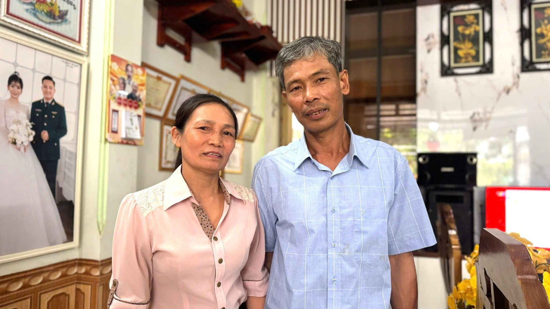 Vợ chồng ông bà Lê Thọ Kim và Nguyễn Thị Phương thôn 4, xã Thọ Phú bày tỏ sự ủng hộ chủ trương của Đảng, Nhà nước về nông nghiệp, nông thôn, tin tưởng chắc chắn với đổi mới và Tổng điều tra này sẽ đạt hiệu quả, góp phần làm phát triển đời sống nông dân, nông thôn. (Ảnh: HNV) tdt7.jpg