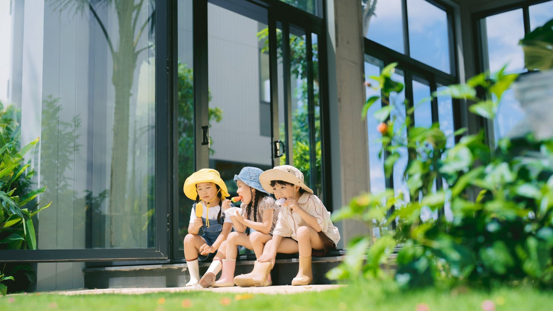 Phát triển xanh không chỉ gói gọn trong một yếu tố đơn lẻ mà là một chuỗi liên kết từ đô thị, công trình cho đến các trang thiết bị sử dụng bên trong. (Ảnh: PV) dothixanh3.jpg