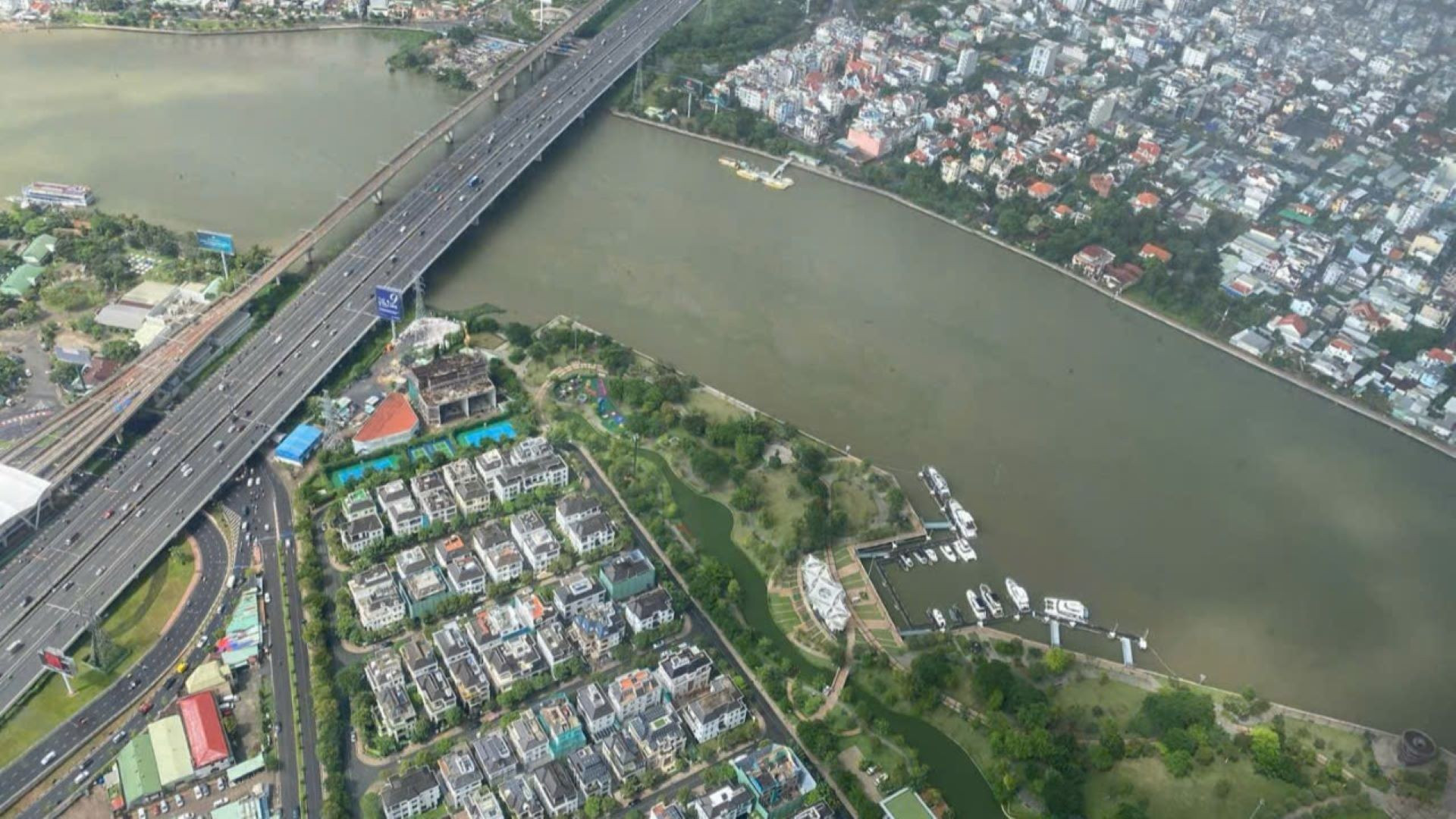 Phát triển kinh tế đô thị xanh, xu hướng bền vững của ngành xây dựng. (Ảnh: THU HÀ) dothixanh2.jpg
