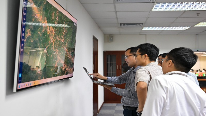 Đội ngũ vận hành mạng lưới Viettel lên phương án bảo đảm duy trì hoạt động ổn định tại Nghệ An.