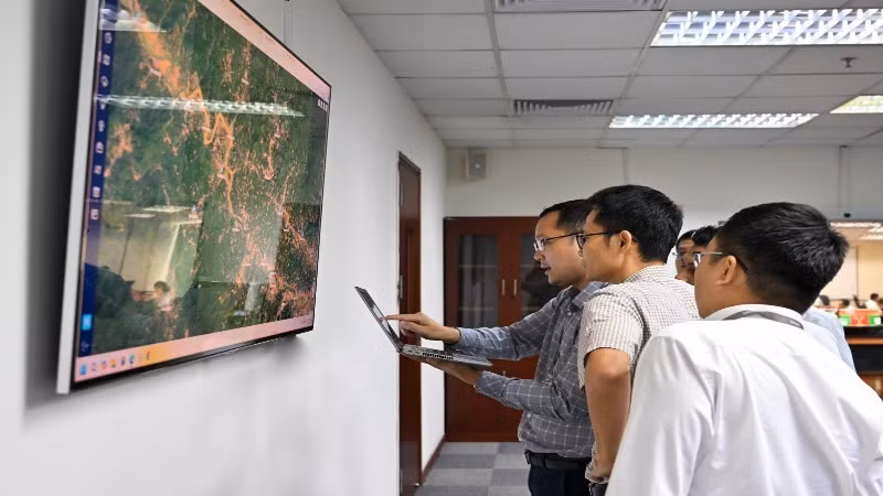 Đội ngũ vận hành mạng lưới Viettel lên phương án bảo đảm duy trì hoạt động ổn định tại Nghệ An.