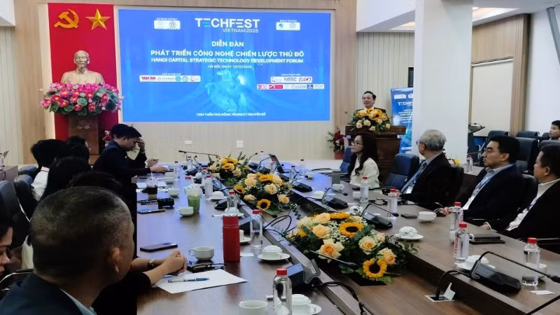 Quang cảnh tọa đàm.