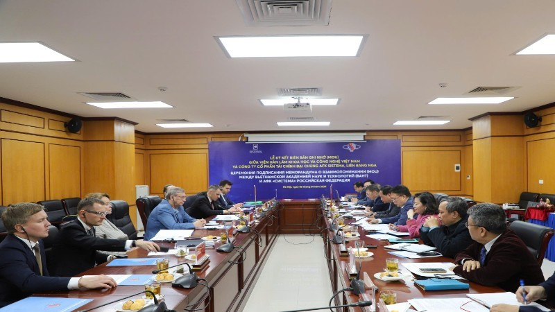 Quang cảnh buổi làm việc. 