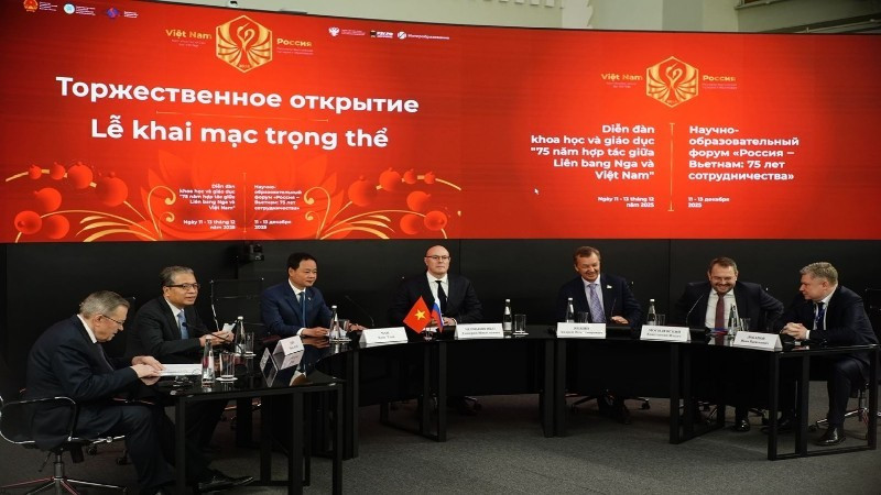 Lễ khai mạc Diễn đàn Khoa học và Giáo dục “Việt Nam-Liên bang Nga: 75 năm hợp tác”.