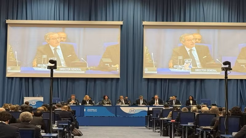 Ông Rafael Mariano Grossi, Tổng Giám đốc IAEA phát biểu tại phiên toàn thể.