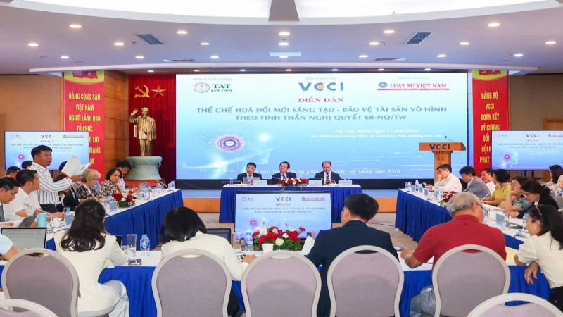 Toàn cảnh Diễn đàn “Thể chế hóa đổi mới sáng tạo-Bảo vệ tài sản vô hình theo tinh thần Nghị quyết 68-NQ/TW”.