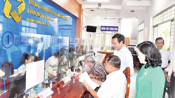 Lãnh đạo tỉnh Đồng Tháp thường xuyên quan tâm tháo gỡ khó khăn về chuyển đổi số ở cơ sở.