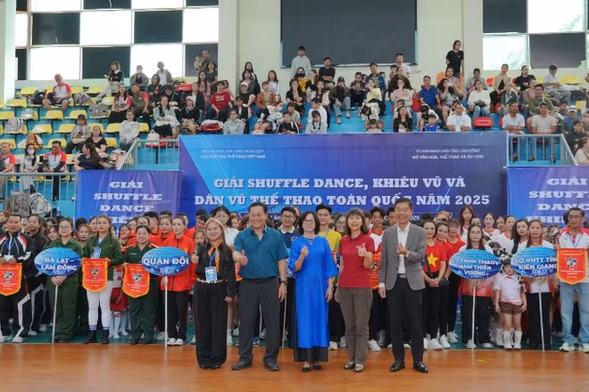 Dự án đồng hành cùng Cục Thể dục Thể thao Việt Nam, Bộ Văn hóa, Thể thao và Du lịch tổ chức các Giải Shuffle Dance, Khiêu vũ và Dân vũ thể thao toàn quốc, lan tỏa tinh thần vận động và lối sống khỏe tới cộng đồng.