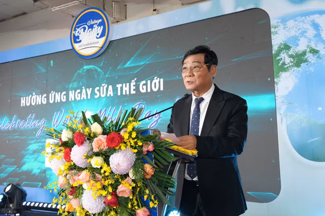 Ông Trần Quang Trung, Chủ tịch Hiệp hội Sữa Việt Nam phát biểu.