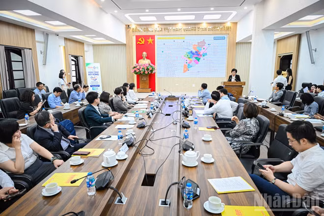 Toàn cảnh tọa đàm. (Ảnh: BẢO LONG)