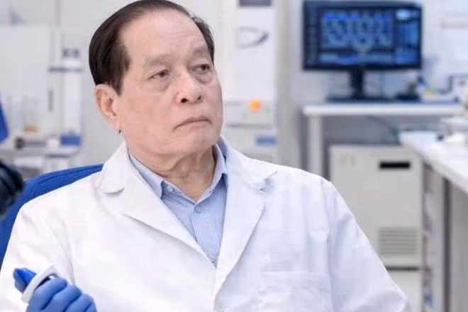 Phó Giáo sư, Tiến sĩ Nguyễn Văn Kình - tác giả của nhiều đầu sách y học có sự kết hợp của tri thức đông y và tây y về thảo dược Việt Nam.