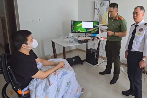 Đối tượng cầm đầu Lê Hữu Minh.