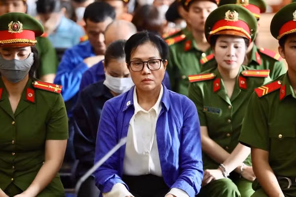 Bị cáo Lê Thúy Hằng tại phiên tòa sơ thẩm.