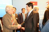 Chủ tịch nước Lương Cường gặp gỡ bạn bè, nhân dân tiến bộ Hoa Kỳ. (Ảnh: Xuân Kỳ)