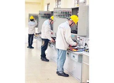 Đào tạo sinh viên ngành điện tử tại Trường cao đẳng Công nghiệp Bắc Ninh.