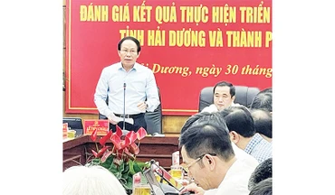 Ban Thường vụ Tỉnh ủy Hải Dương và Ban Thường vụ Thành ủy Hải Phòng họp đánh giá kết quả thực hiện Đề án sáp nhập 2 địa phương.