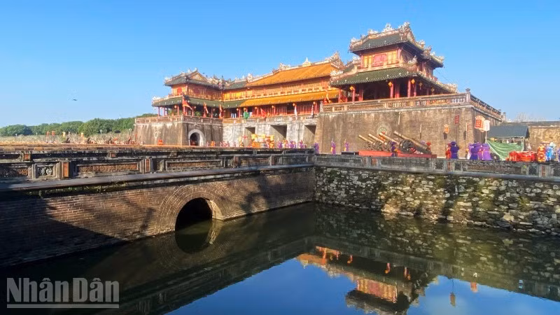 Huế tổ chức nhiều hoạt động văn hóa trong những ngày đầu năm mới 2026 để chào đón khách du lịch.