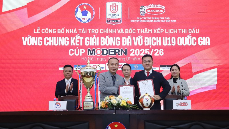 Lễ công bố được tổ chức vào sáng 9/1, tại Hà Nội.