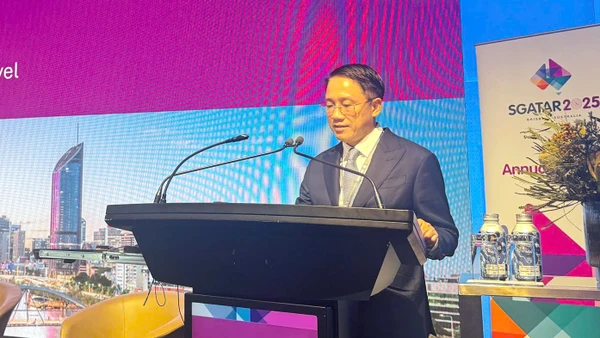 Phó Cục trưởng Cục Thuế Mai Sơn trình bày tham luận tại Diễn đàn Trưởng đoàn SGATAR 2025