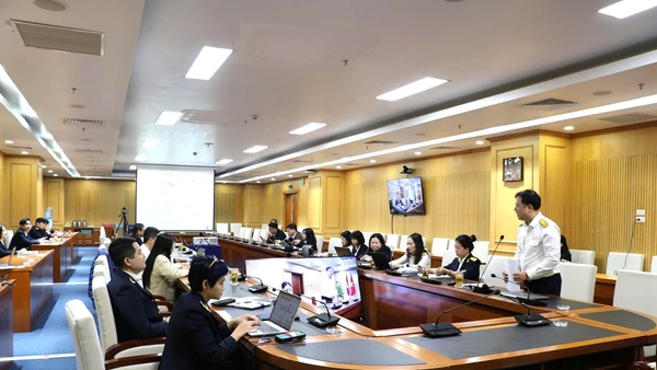 Quang cảnh hội nghị tại điểm cầu Cục Thuế