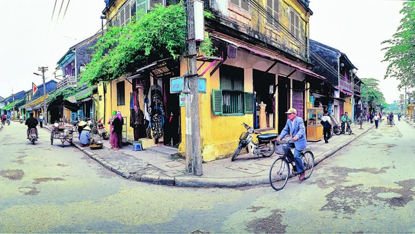 Ở Hội An: Làm sao giữ "con cá tiên"?