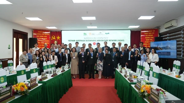 Toàn cảnh Lễ ra mắt Mạng lưới nông nghiệp bền vững Việt Nam-Australia (VASAN) tại Trường Đại học Nông Lâm TP Hồ Chí Minh.