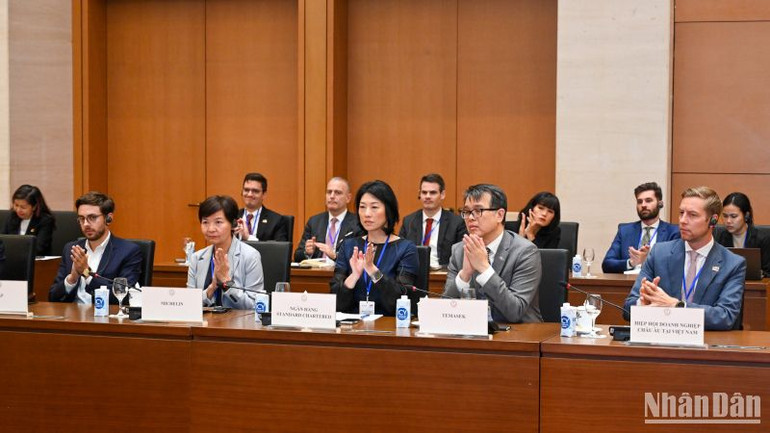 Đại diện các doanh nghiệp EU-ASEAN dự buổi làm việc. (Ảnh: Duy Linh)