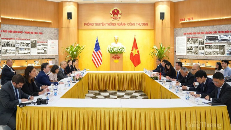 Quang cảnh buổi tiếp.