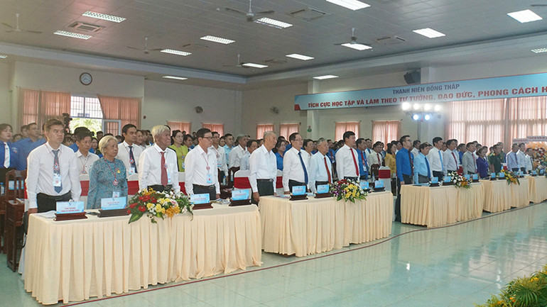 Lãnh đạo Trung ương, lãnh đạo tỉnh tham dự đại hội. (Ảnh: HỮU NGHĨA)