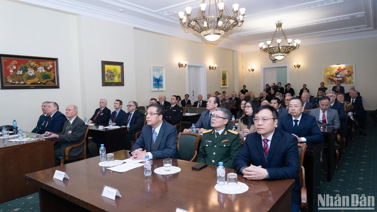 Quang cảnh buổi lễ. (Ảnh: Thanh Thể)