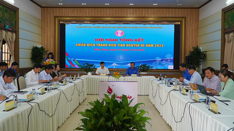 Quang cảnh Hội nghị tổng kết. (Ảnh: HỮU NGHĨA)