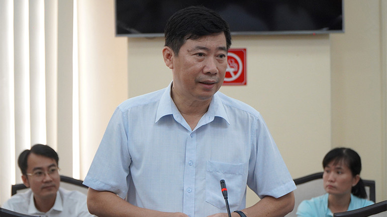 Chủ tịch Ủy ban nhân dân tỉnh Đồng Tháp Phạm Thiện Nghĩa phát biểu tại buổi bàn giao.