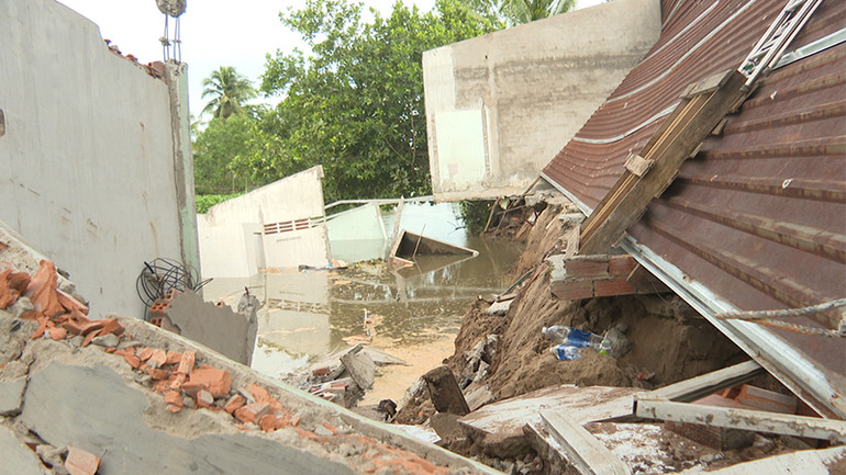 Hiện trường vụ sạt lở.