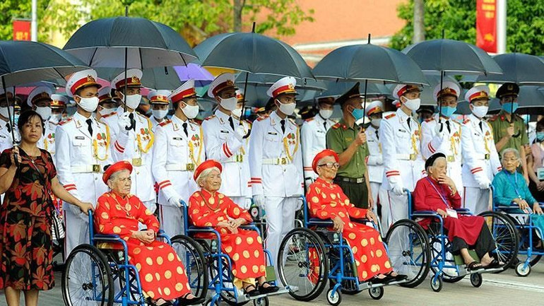 [Quiz] Mức hưởng trợ cấp của Bà mẹ Việt Nam Anh hùng từ 1/7/2024 là bao nhiêu? ảnh 3