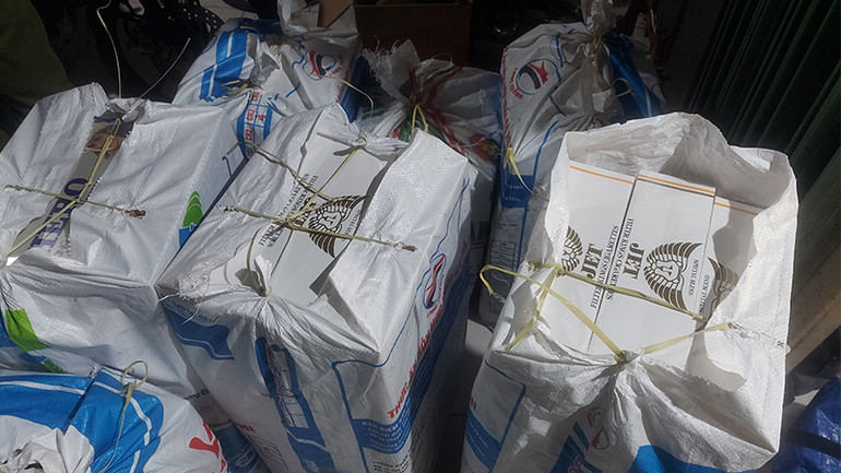 Tang vật tại nơi bắt giữ Toàn. (Ảnh: Công an Đồng Tháp)