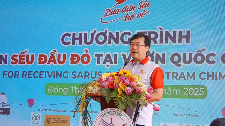 Bí thư Tỉnh ủy Đồng Tháp Lê Quốc Phong phát biểu tại chương trình. (Ảnh: HỮU NGHĨA) Bí thư Tỉnh ủy Đồng Tháp Lê Quốc Phong phát biểu tại chương trình. (Ảnh: HỮU NGHĨA)