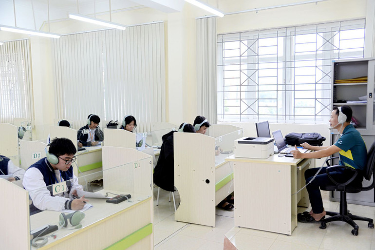 Cơ sở vật chất, trang thiết bị dạy học ở nhiều trường được đầu tư, nâng cấp.