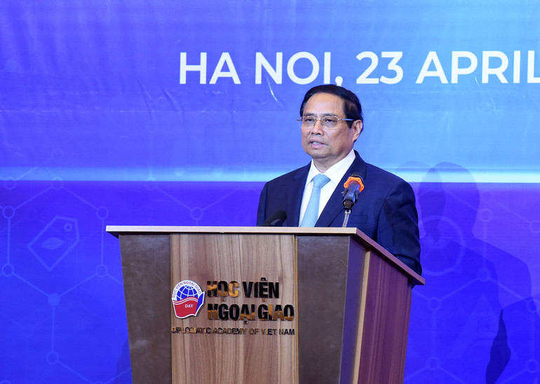 Thủ tướng Phạm Minh Chính phát biểu tại toạ đàm.