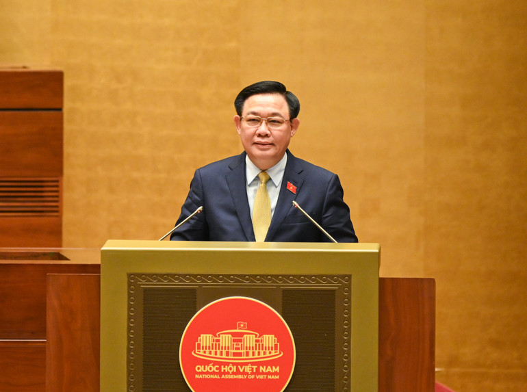 Chủ tịch Quốc hội Vương Đình Huệ phát biểu bế mạc Hội nghị tổng kết và Lễ phát động phong trào thi đua.